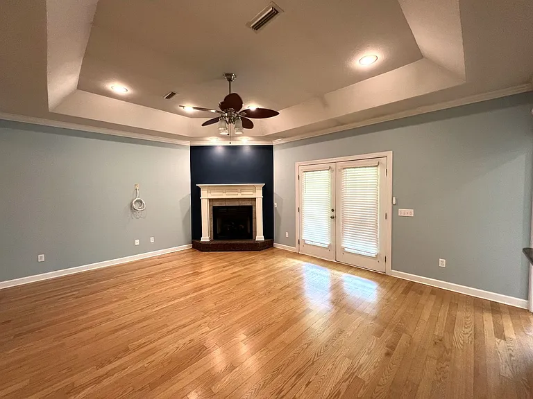 123 W Edgewood Dr — Photo 6
