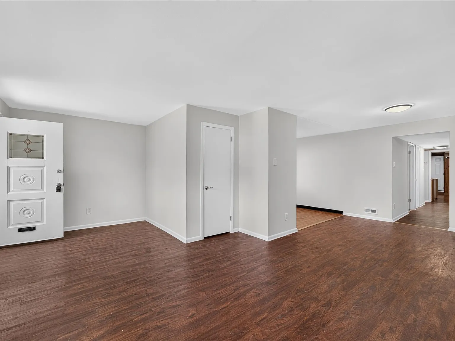 2 bed, 950 sqft, $1,650 — Photo 3
