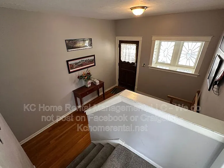 3633 Central St #2 — Photo 5