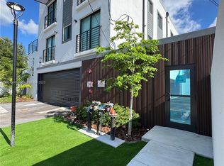 2782 NW 46th St #5, Miami, FL 33142