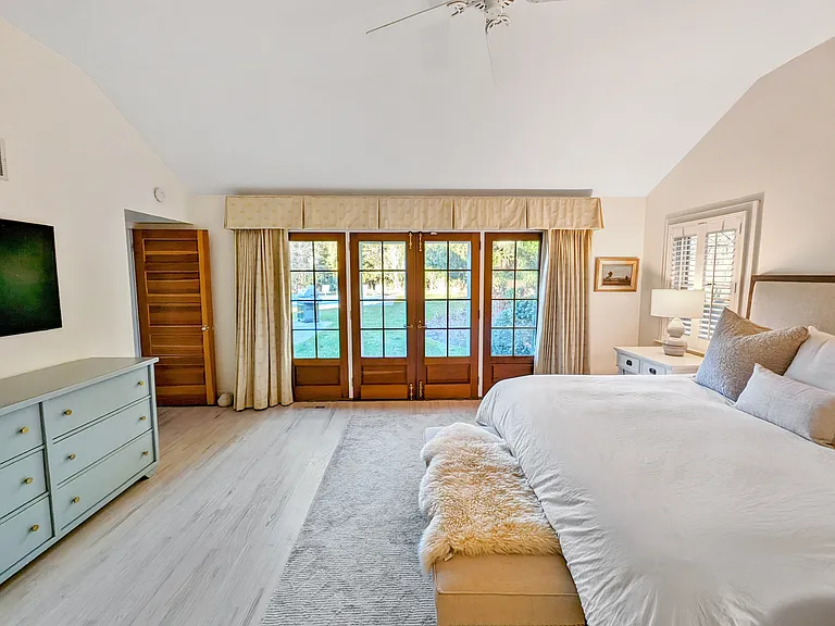 7 Briarsweet Ln — Photo 12