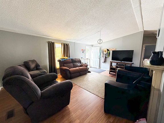 2nd image of 233 Sanders Mines Rd
