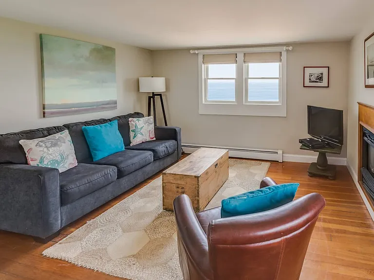 681 Old Montauk Hwy — Photo 13