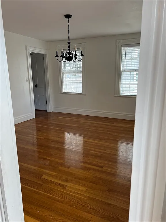 2 bed, 1.5 bath, 1200 sqft, $2,700 — Photo 2