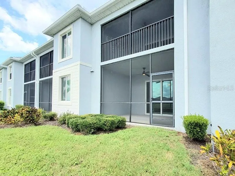 14194 Heritage Landing Blvd #611 — Photo 5