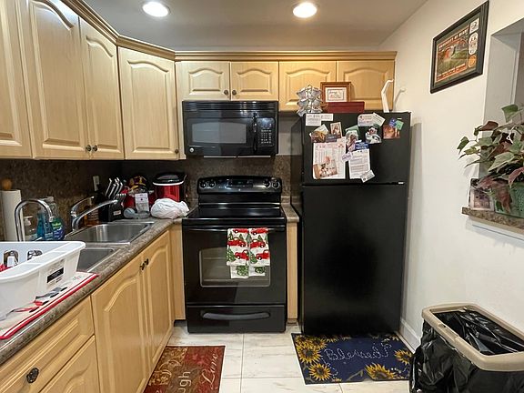 2nd image of 6 Waltham E #6