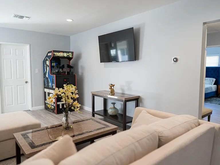 1507 S Roosevelt Ave — Photo 54