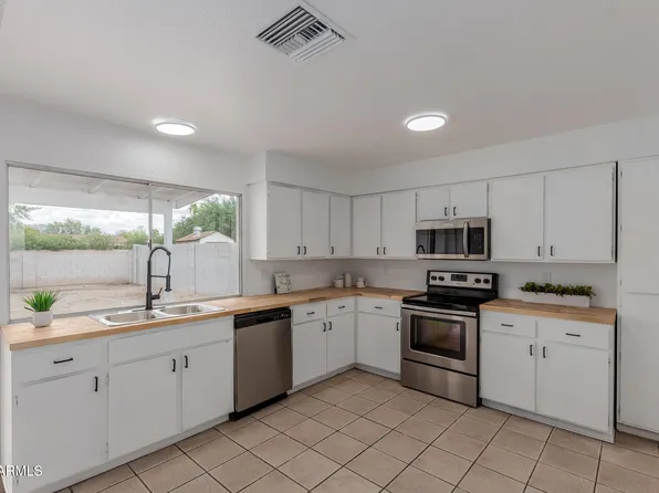 9540 N 66th Drive, Glendale, AZ 85302