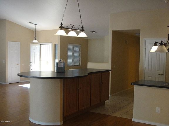 3rd image of 15278 W Crocus Dr