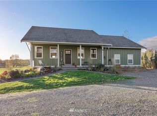 9745 Sage St, Blaine, WA 98230