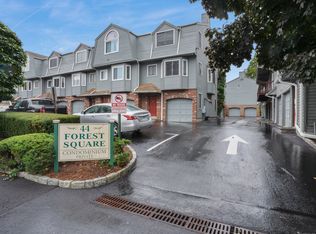 44 Pleasant St #9, Stamford, CT 06902