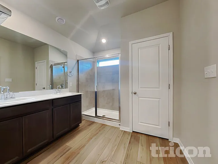 11706 Copperstone Ave — Photo 9