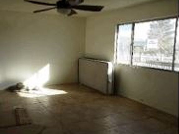 Additional Living Room