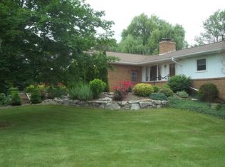 420 S 4th St, Carson City, MI 48811