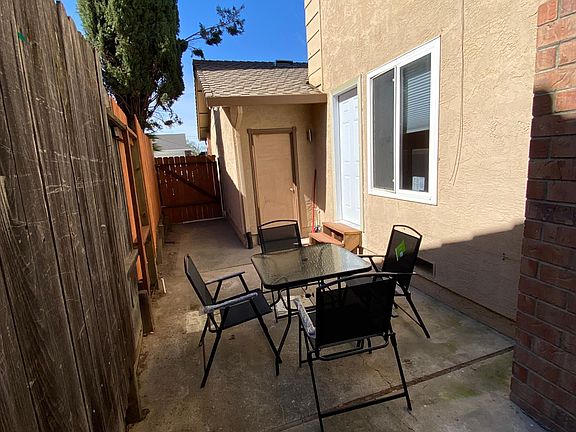2nd image of 1109 Terra Way