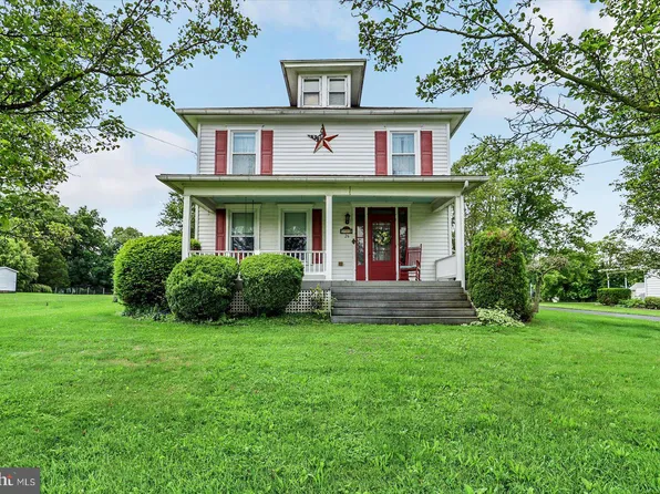 26 York St, Wellsville, PA 17365