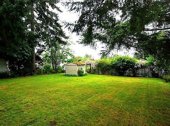 3rd image of 1526 2nd St