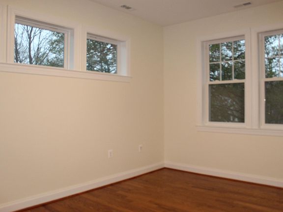 4th image of 502 N Ivy St