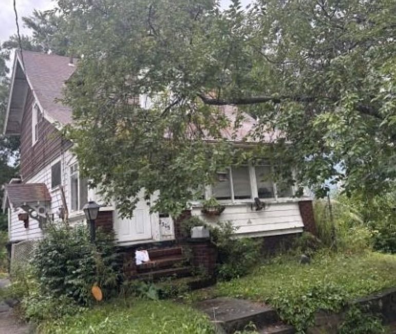 1st image of 2305 14th St SW