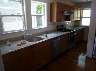 17 Milton St #1A, Cambridge, MA 02140