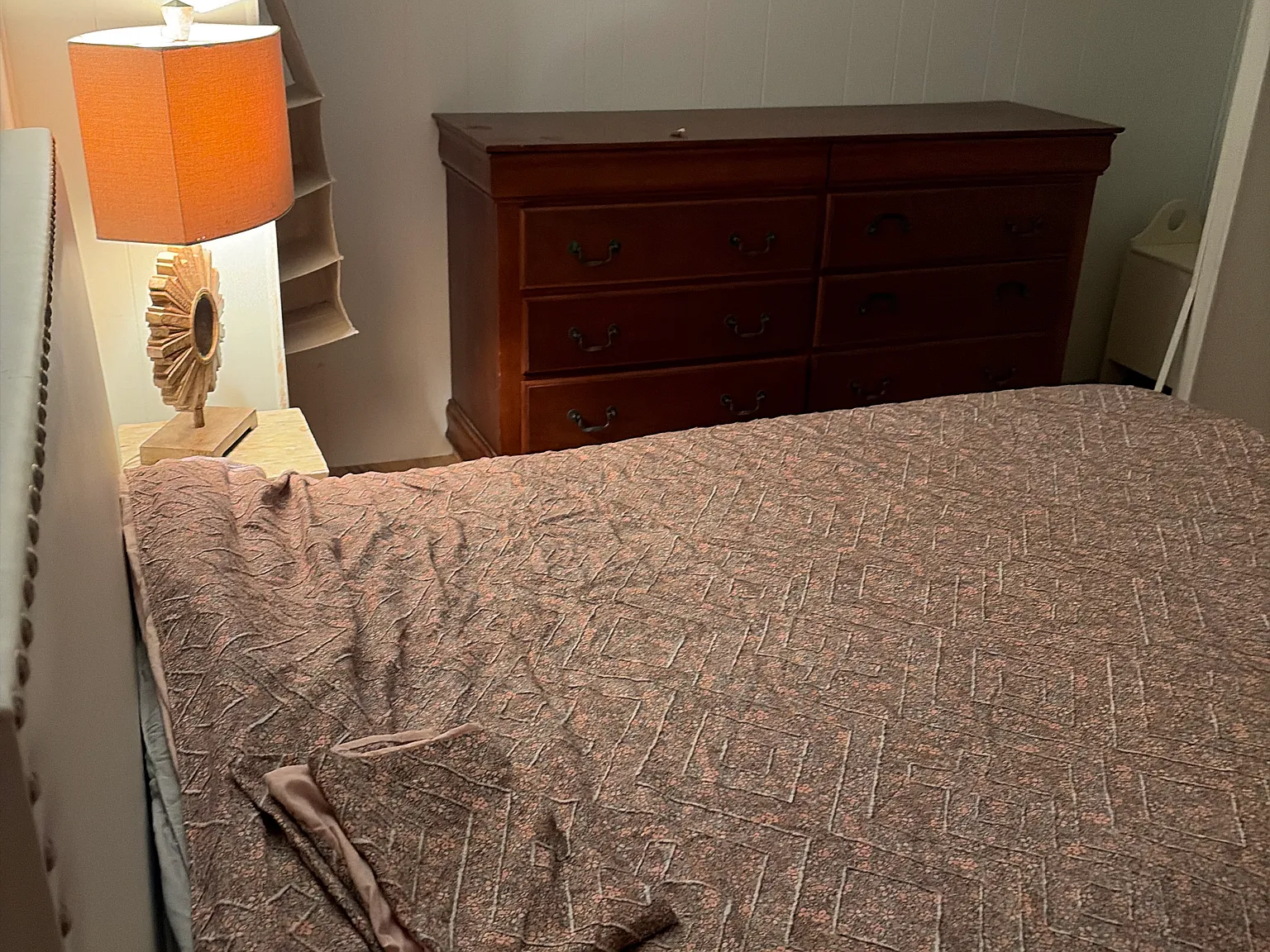 1 bed, 323 sqft, $1,000 — Photo 1