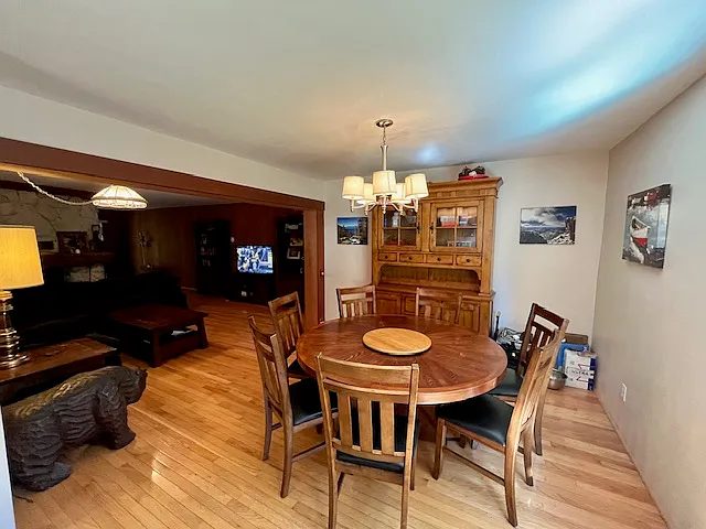 1710 Pine Ave — Photo 5