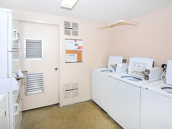 5th image of 22620 Ocean Ave #31