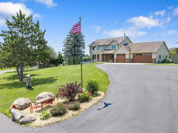 5875 Meadowlark Ln, Prior Lake, MN 55372