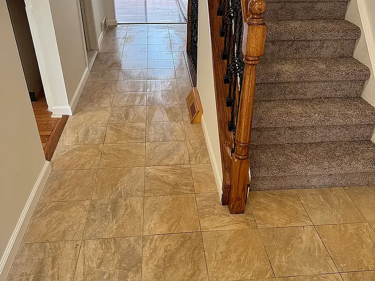 354 Charlesgate Cir — Photo 1