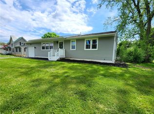 679 Bailey Rd, West Henrietta, NY 14586