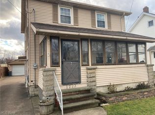 1223 W 10th St, Lorain, OH