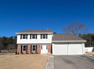 93 Arbor Meadow Dr, Sicklerville, NJ 08081
