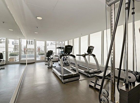 4th image of 550 N Saint Clair St APT 1602