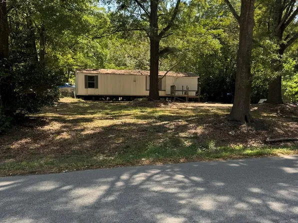 5121 Morningwood Dr, Matthews, NC 28105