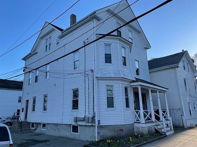 2nd image of 64 Barstow St