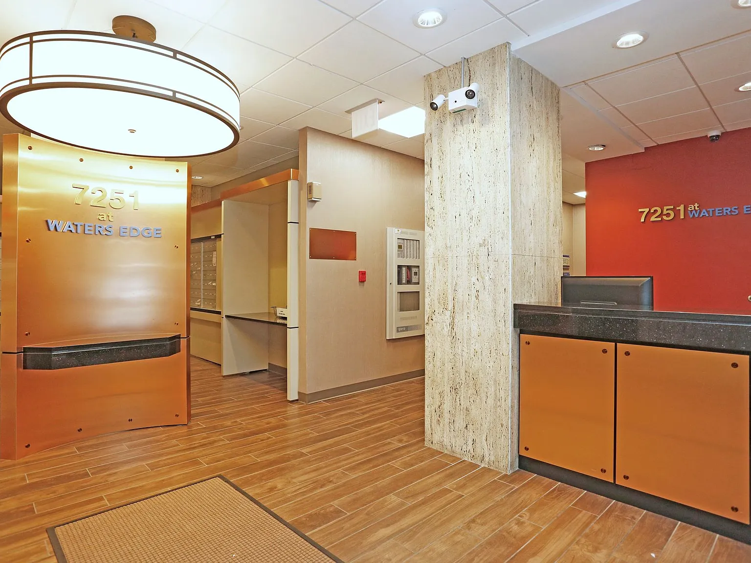 7251 At Waters Edge — Photo 1
