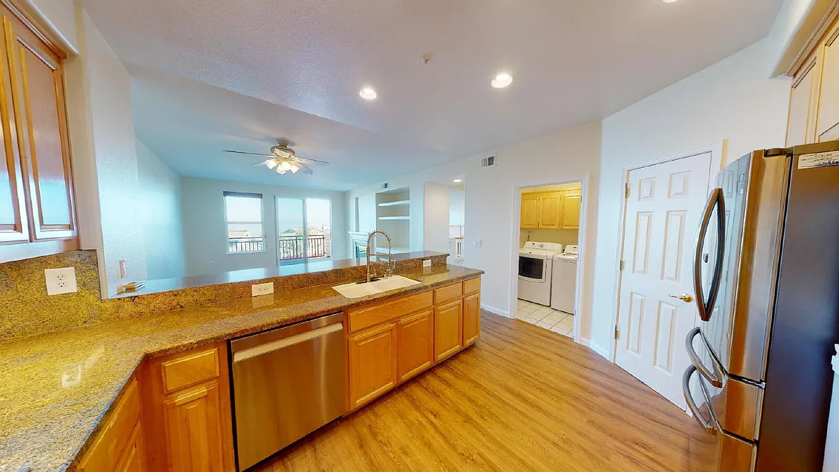 Building Photo - 123 Warbler Ln