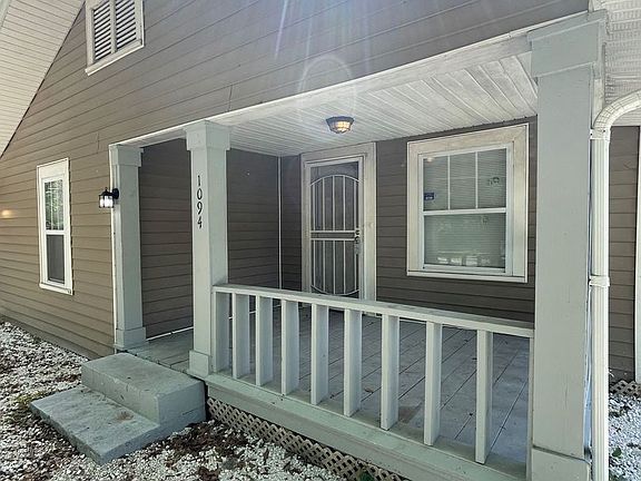 4th image of 1094 Hood Ave