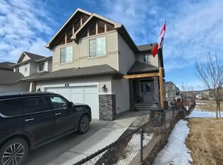 466 S Cimarron Blvd, Okotoks, AB T1S0H7