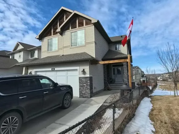 466 S Cimarron Blvd, Okotoks, AB T1S 0H7