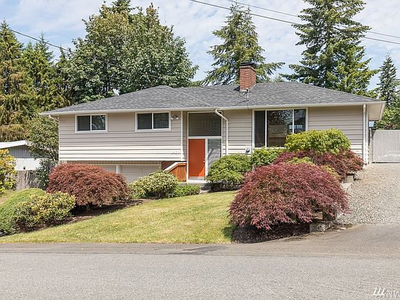 2nd image of 5407 189th St SW