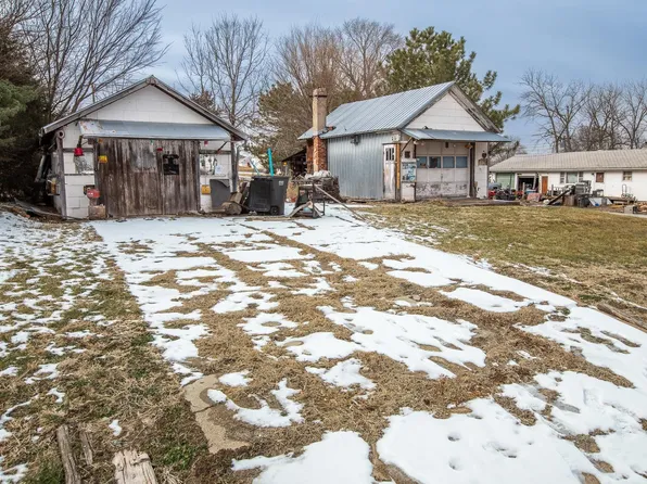 Dorris St, Campbell, NE 68932