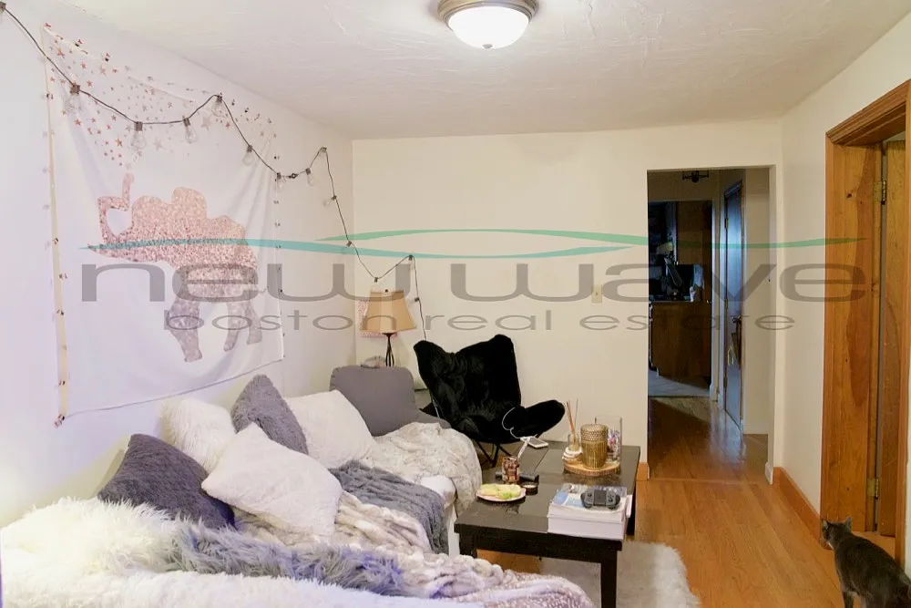 2 bed, 600 sqft, $3,600 — Photo 1