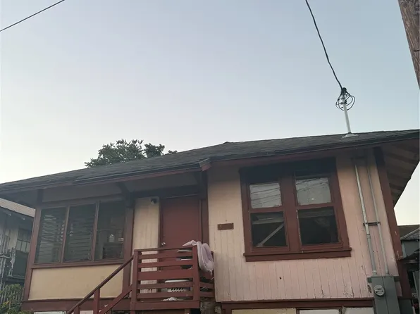 1026 Mao Ln, Honolulu, HI 96817