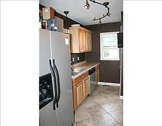 5th image of 1716 Avenue E