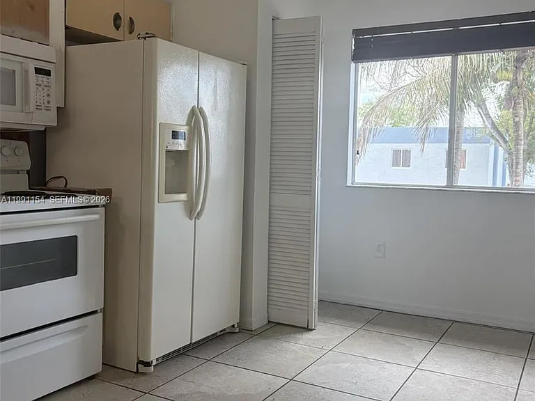6425 SW 130th Pl #704 — Photo 8