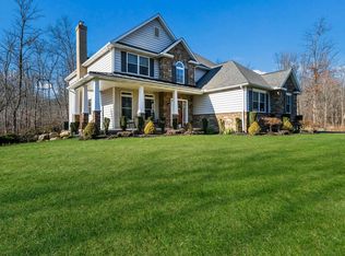 1888 W Rock Rd, Perkasie, PA 18944