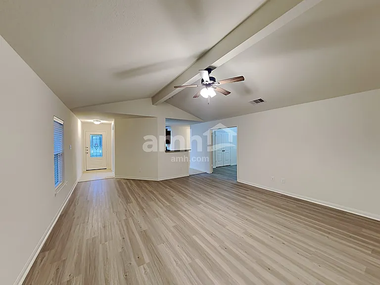 22718 Klingamans Way — Photo 8