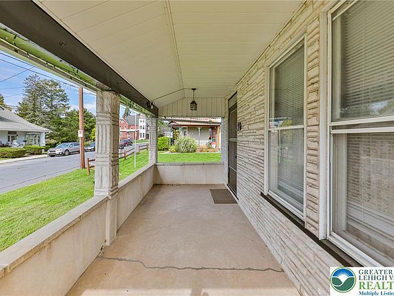 5th image of 30 Cherry St
