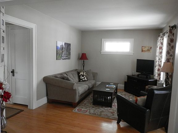3rd image of 5009 Thomas Ave S